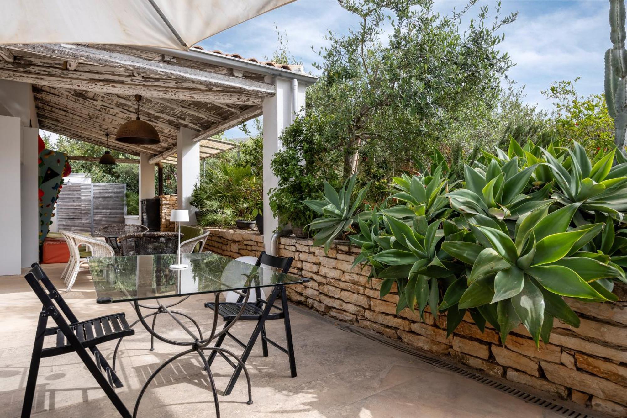 Villa Cardia A Cala Bianca By Wonderful Italy كاستيلاّماري ديل غو المظهر الخارجي الصورة
